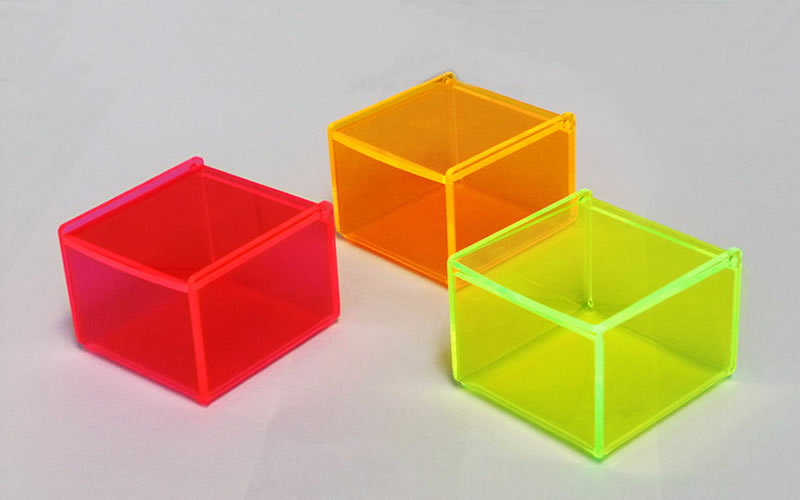 scatole plexiglass fluorescente